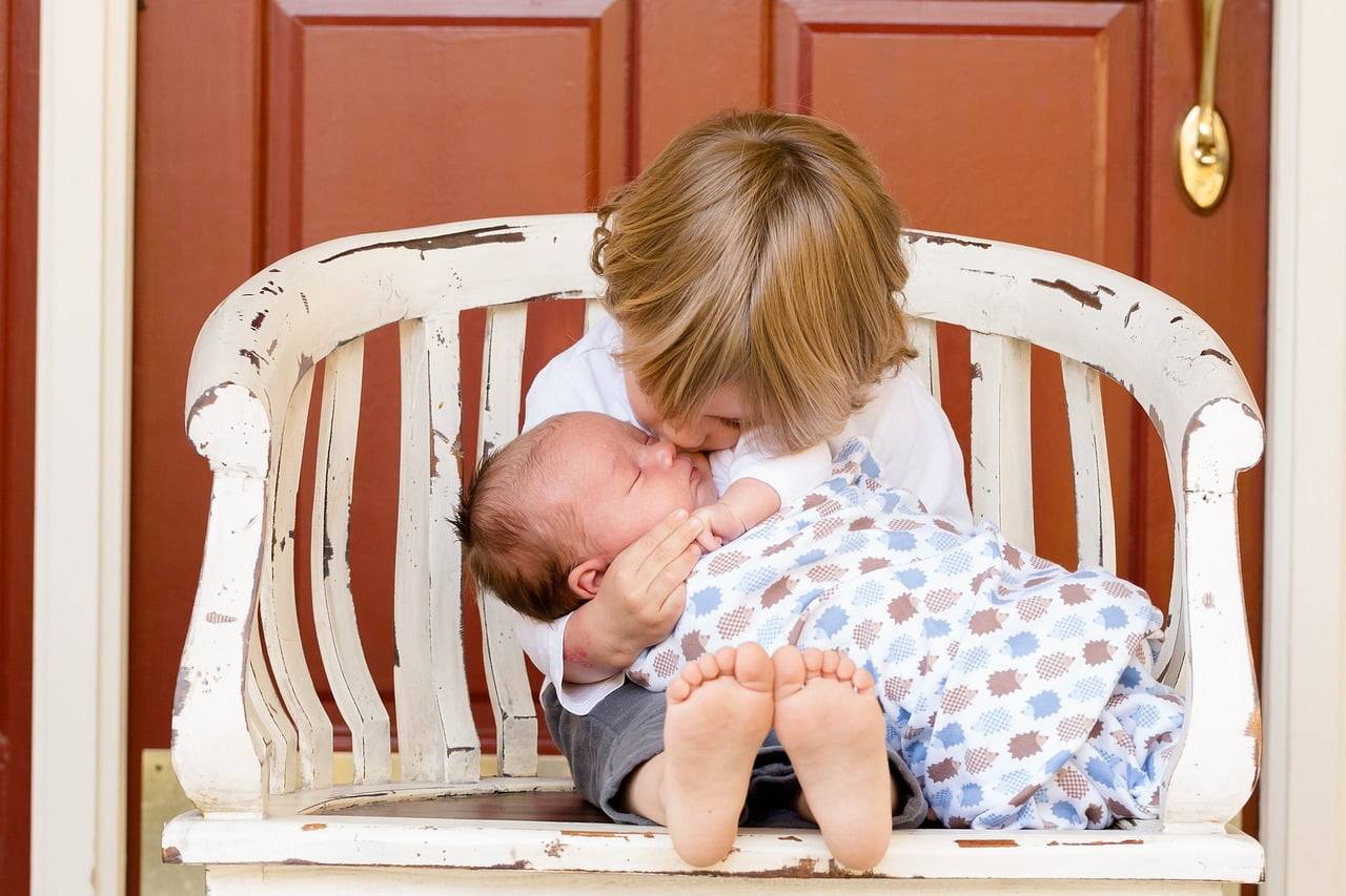 Bebeklerde Konak Oluşumu: Nedenleri, Belirtileri ve Doğal Tedavi Yöntemleri