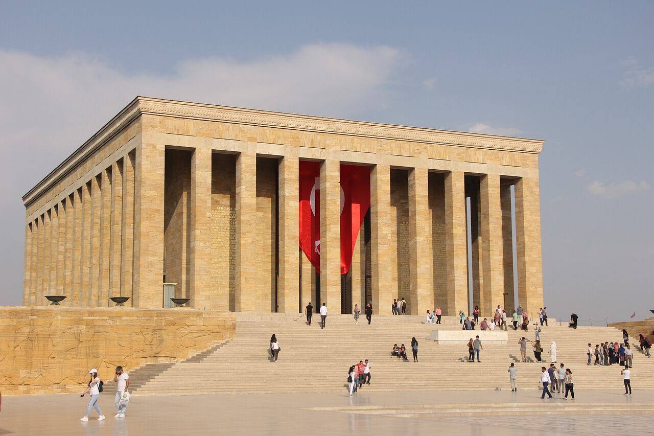 Türkiye'de Gezilecek En İyi 10 Yer Türkiye'de Gezilecek En İyi 10 Yer