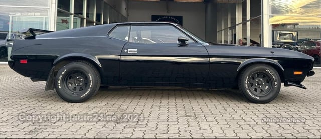 img-2b5a13c2aba21f6c3aea1a1f4ece87b7