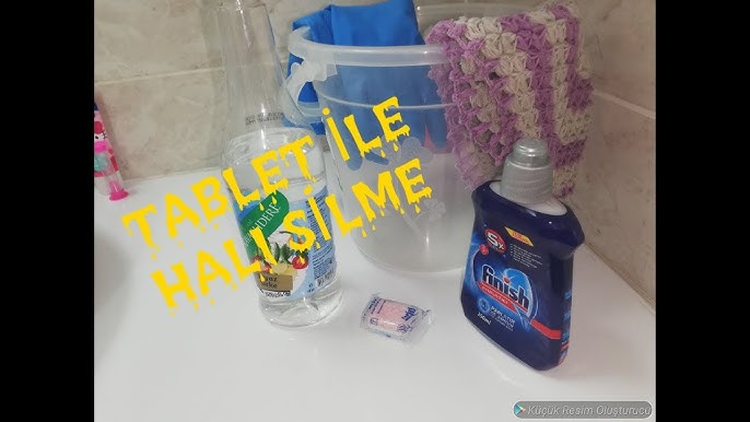 Halıdaki Yağ Lekesini Yok Etmenin Püf Noktaları bulaşık_deterjanı_ile_halı_temizleme