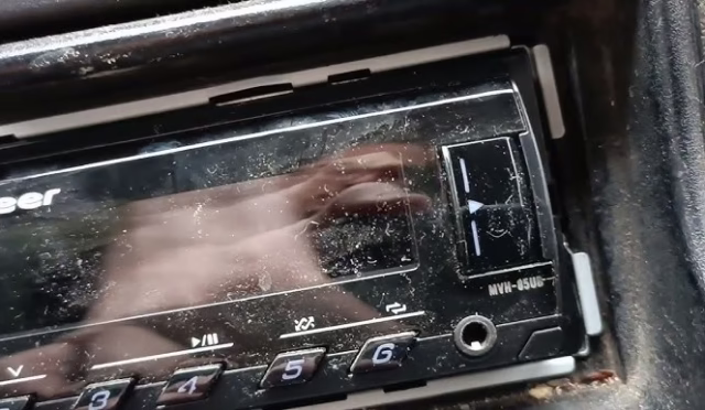 img-1cd84eb686fcda0c1615356c2bcefb4c