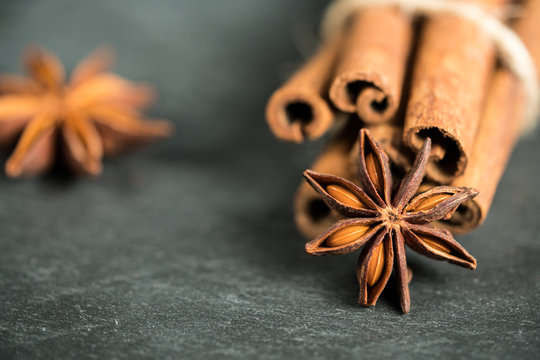 tarçın çubukları