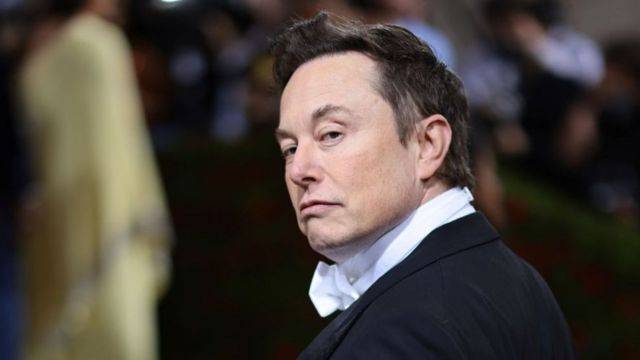 Elon Musk Kimdir? Kısaca Hayatı